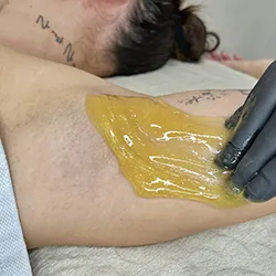 Kaenlaaluste sugaring  ehk looduslik, nahasõbralik ja tõhus karvaeemaldus